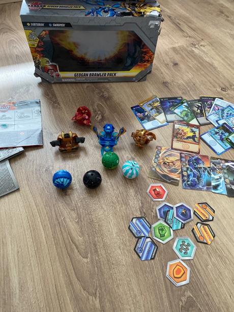 Bakugan 8 kusov s kartičkami, 