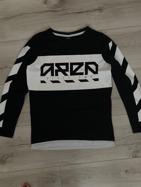 Tricko, chapter young,134