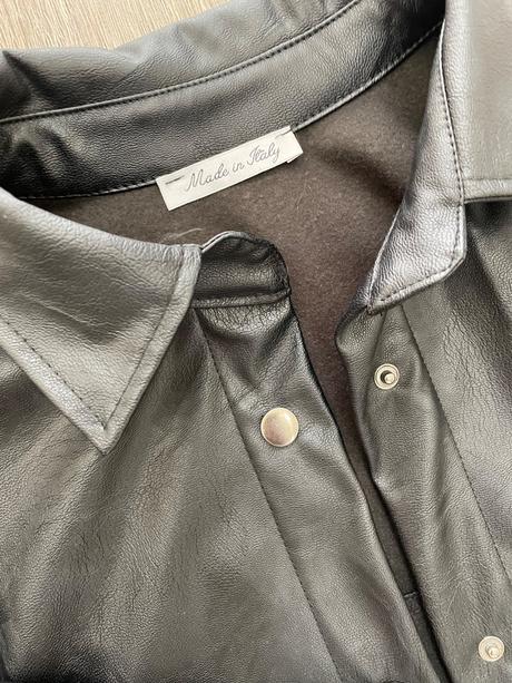 Koženková košeľa, 