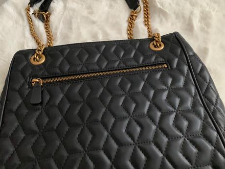 Kabelka guess, guess