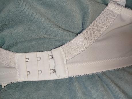 Triumph podprsenka 85e/f, triumph,85e