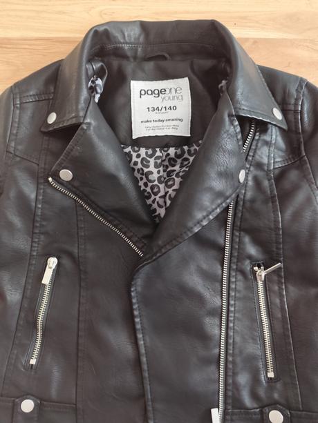 Koženkova bunda, 134