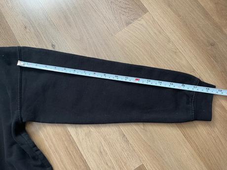 Mikina siryakari, 146