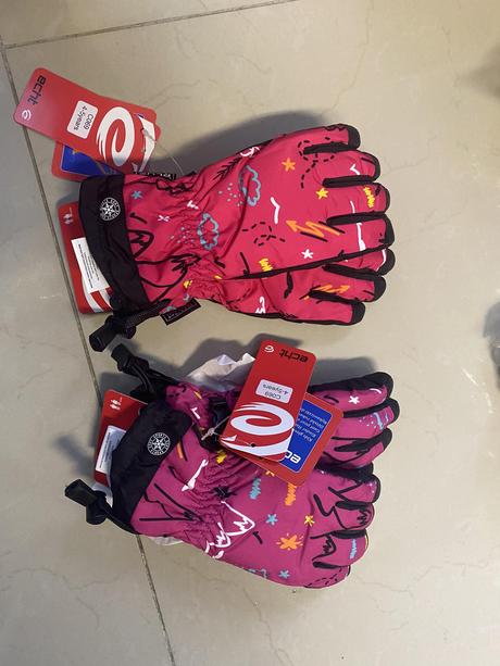 Zimné lyžiarske rukavice, 110 - 146