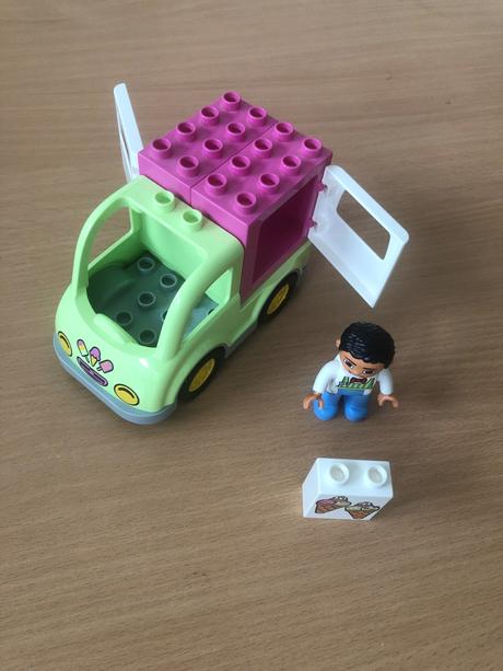 Lego zmrzlinar auto, 