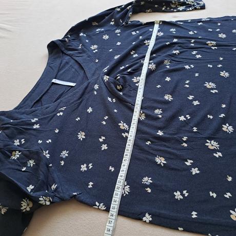 Dámska tunika - tričko s kvetmi, 42