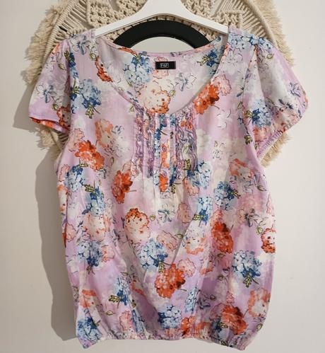 Kvietkovaná blúzka, f&f,l