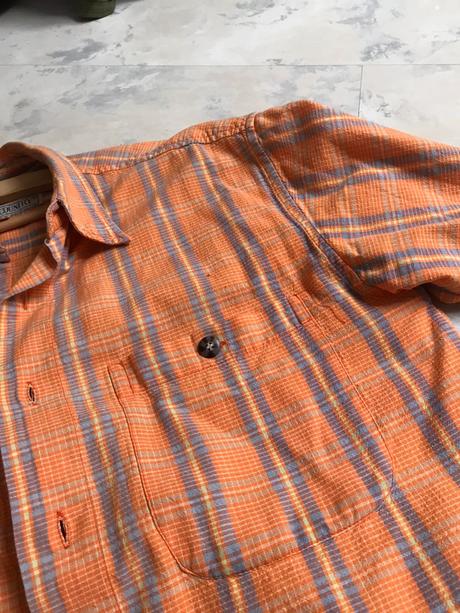 Ľanová košeľa, l