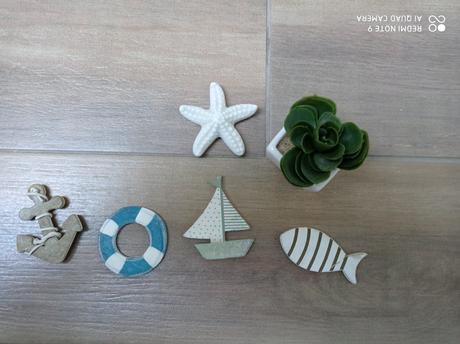 Keramický kvetináč s mini sukulentom+muslicka,