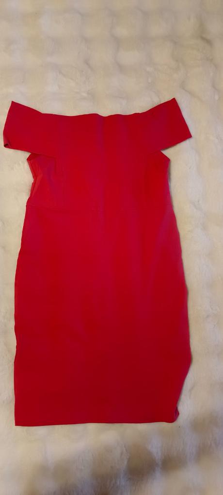 Cervene saty l, zara,l