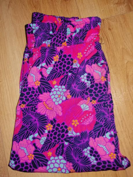 Ľahké letné nohavice, 104