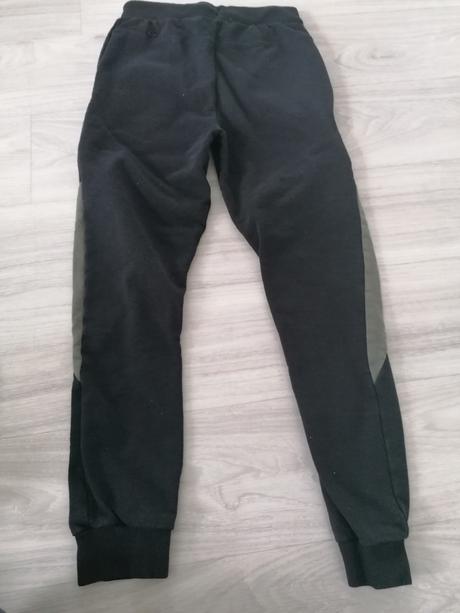 Tepláky 134/140, kik,134