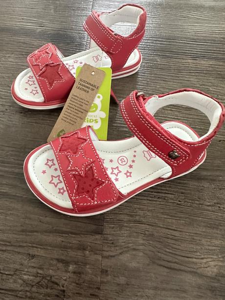 Sandálky pre dievčatko, lasocki,25