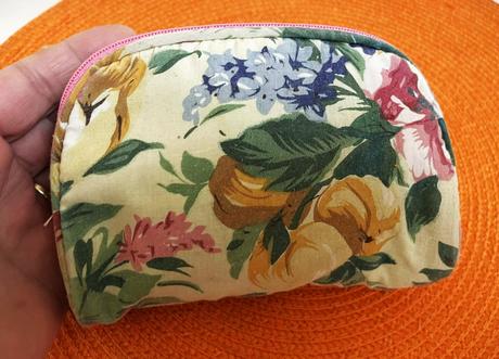 Kozmetická taštička,