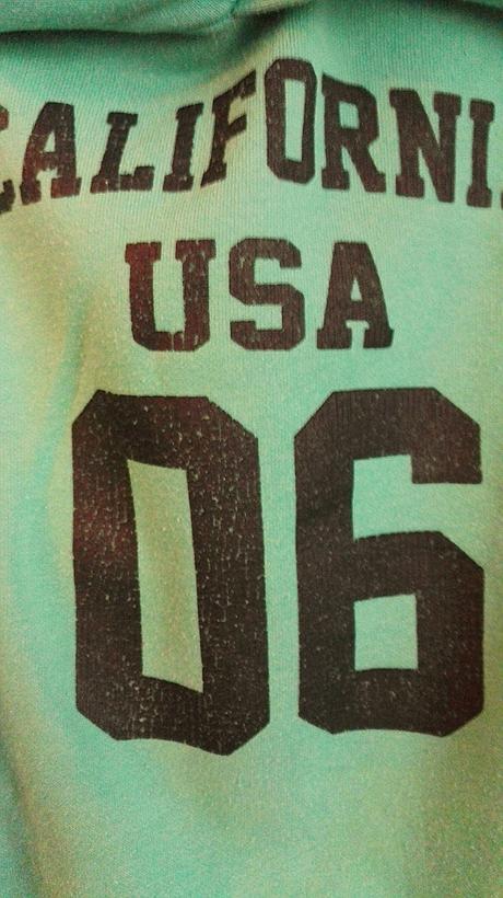 Tyrkys mikina, zara,110