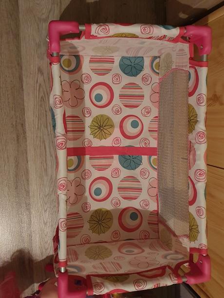 Postielka pre babiku, 