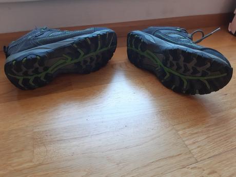 Turistické topánky bez poškodení, 34