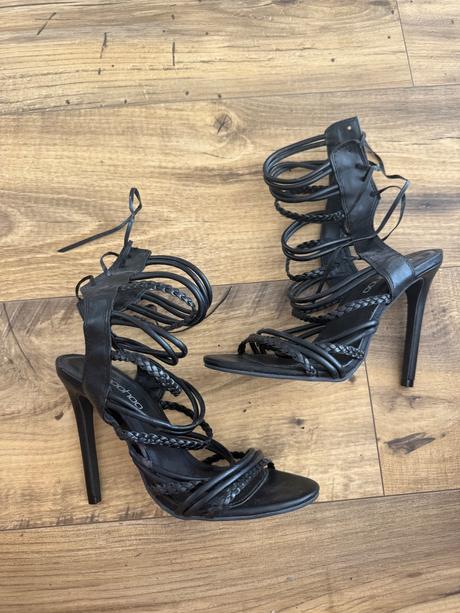 Sandálky boohoi, 37