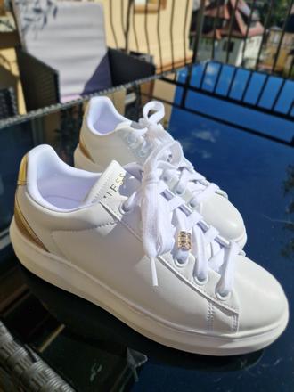 Guss eu40, guess,40
