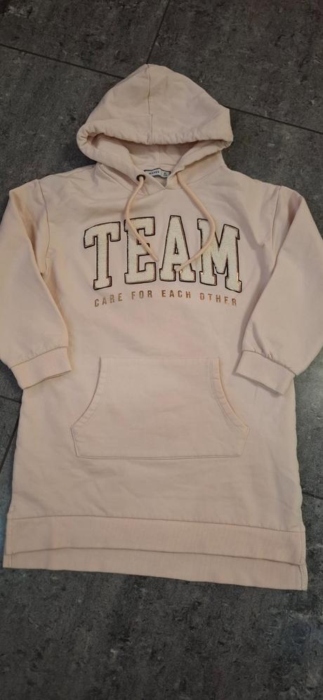 Predĺžený mikina, 134