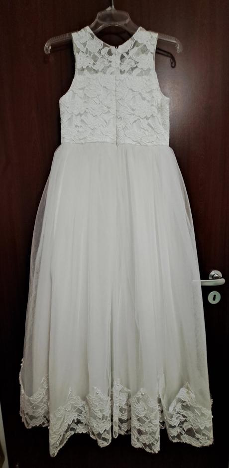 Šaty na prijímanie, 128