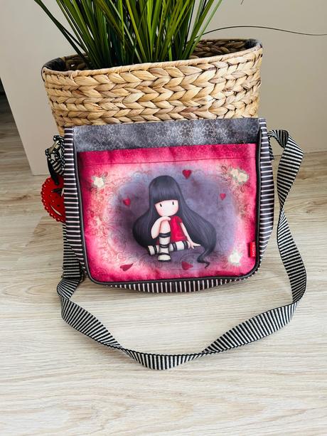 Nadherna crossbody kabelka santoro, pc 40 eur, santoro