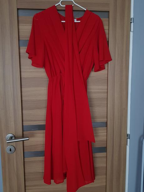 Spoločenské šaty, l