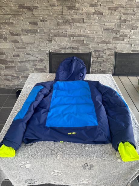 Teplá lyžiarska bunda, decathlon,164