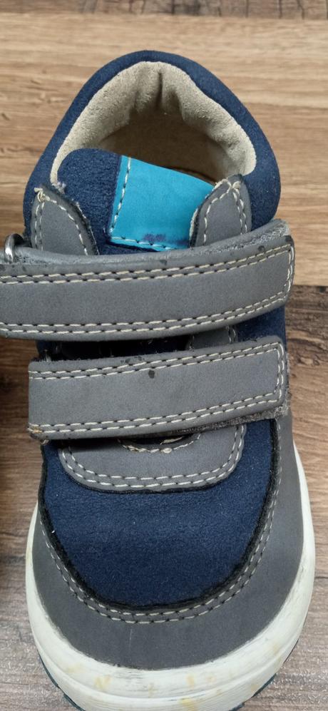 Chlapčenské prechodné topánky baťa veľ 22, bubble gummers,22