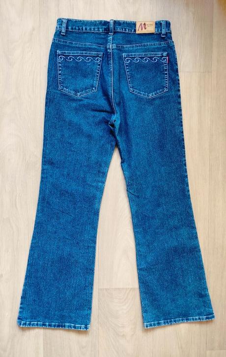 Široké rifle s vysokým pásom, m