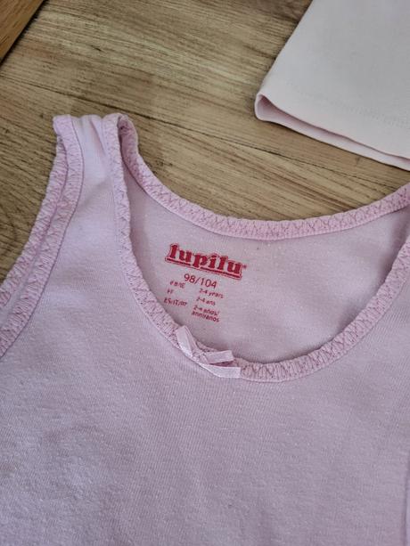 Balík oblečka, 104–116