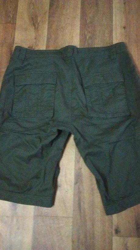 Damske 3/4 nohavice, 32