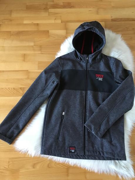 Chlapčenská softshellova bunda., c&a,170