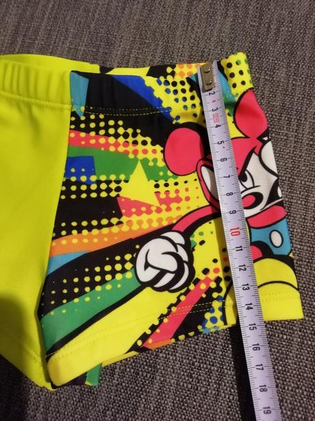 Plavky v top stave, 98