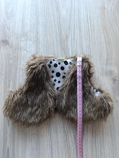 Dievčenská štýlová chlpatá vesta, 68