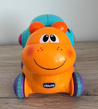 Chicco happy hippo interaktívny hrošík na kolies,