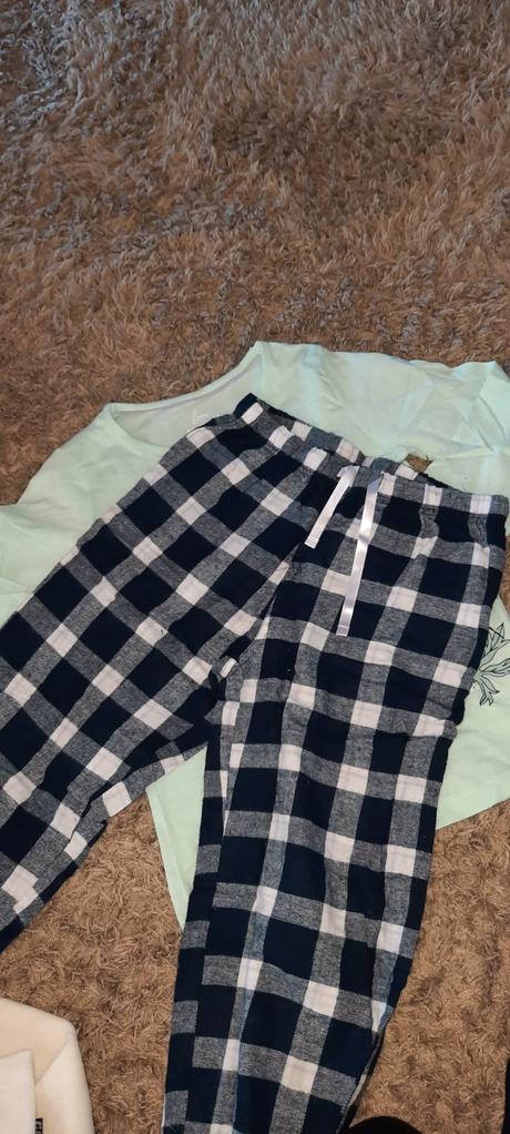 Pyzamo, pepperts,134