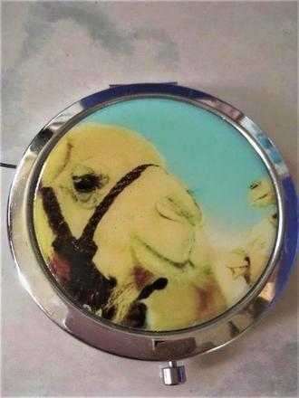 Zväčšovacie zrkadielko,