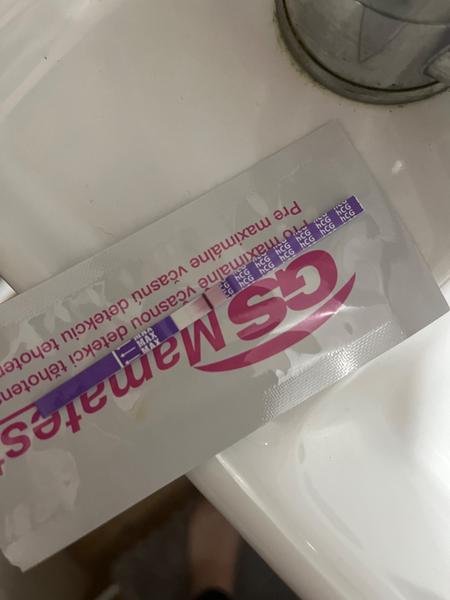 Vidíte tam dve čiarky?