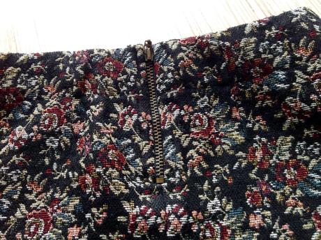 Krasna kvetovana sukňa/d14, zara,110