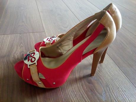 Nove stylove a nadherne lodicky, 40