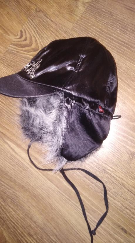 Teplá čiapka pre rockerke, 110