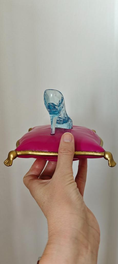 Interaktívna čarovná črievička pre popolušku,