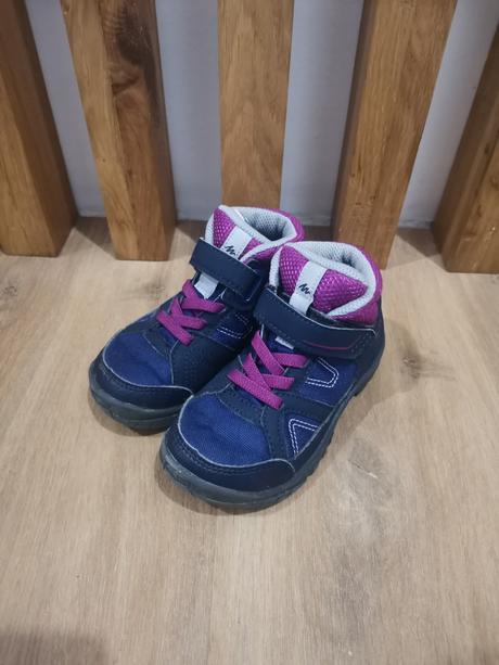 Zimne topanky / turisticke 25, quechua,25