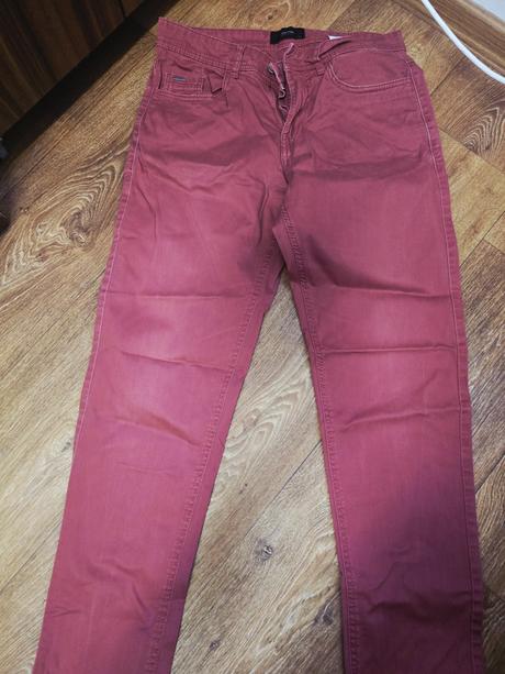 Červené nohavice, reserved,xs