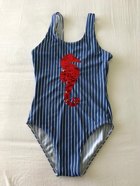 Dievčenské plavky, tcm,134