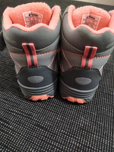 Snehule-čižmy, lotto,25