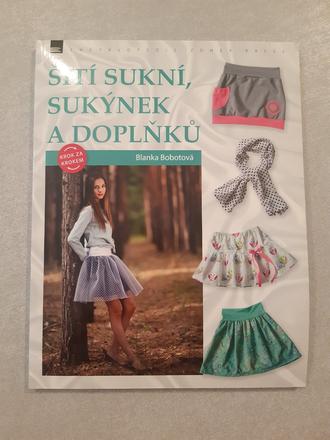 Sitie sukni a doplnkov,