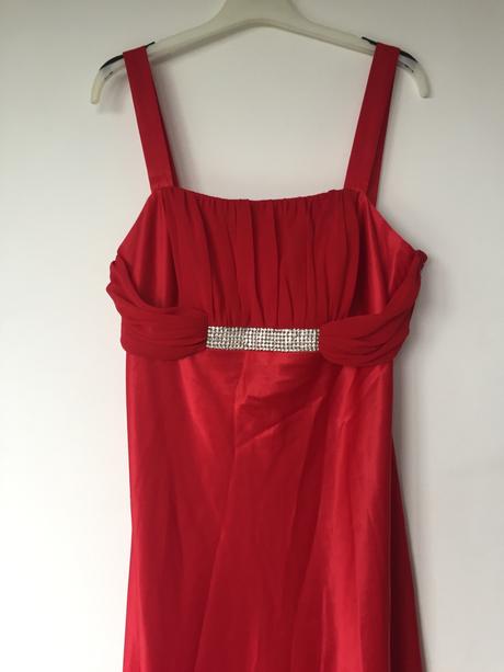 Spol. šaty 42/44, 42