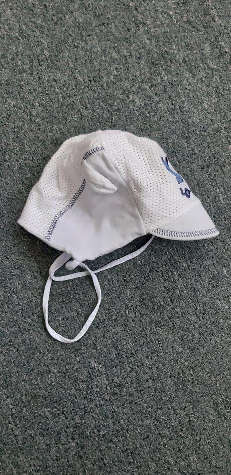 Dierkovaná čiapka, 86